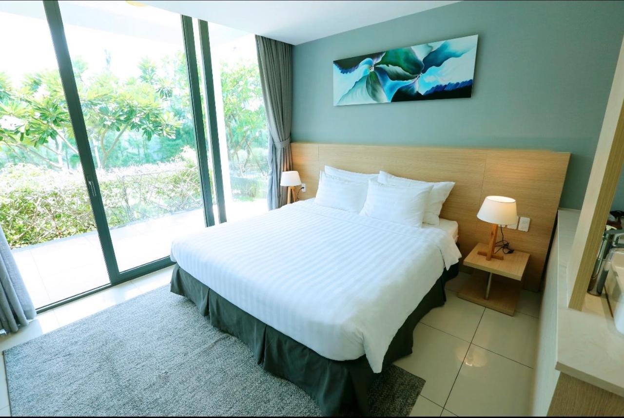 Okinawa Villas And Beach Club - Oceanami Resort Long Hải Ngoại thất bức ảnh